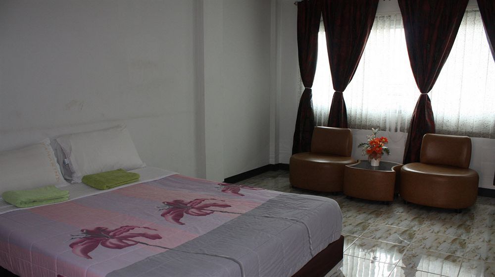 Tamarind Residences Khonkaen บ้านแทมมารีน Khon Kaen Esterno foto